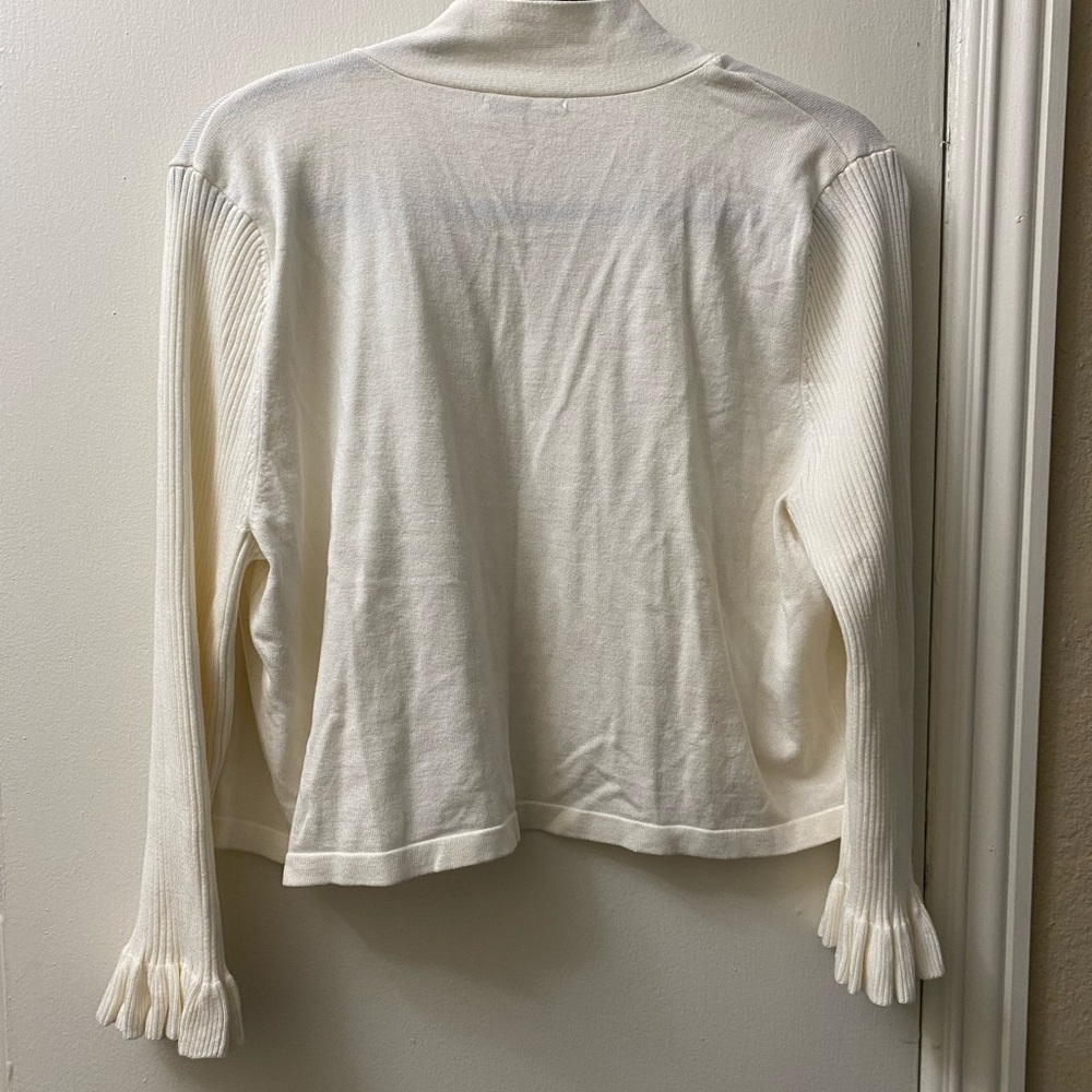 Calvin Klein Cropped White Cardigan - Picture 6 of 6